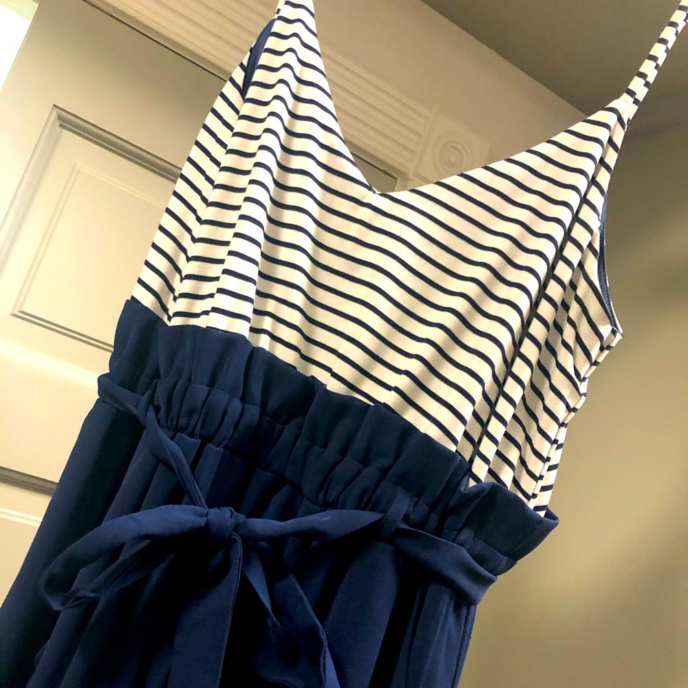 Casual maxi dress. Super comfortable!!